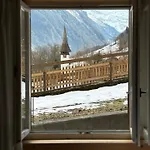 Postcard View-romantic Retreat-outdoor Dining