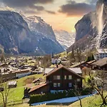 Postcard View-romantic Retreat-outdoor Dining Lauterbrunnen