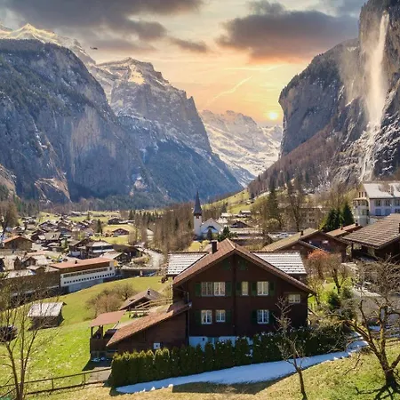 Postcard View-romantic Retreat-outdoor Dining Lauterbrunnen