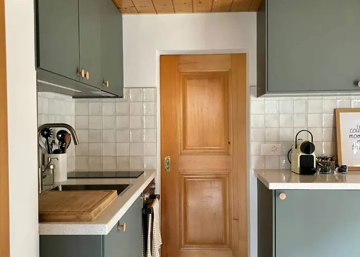 Postcard View-romantic Retreat-outdoor Dining Appartement