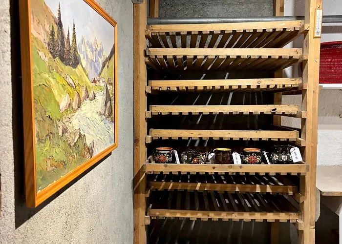 Postcard View-romantic Retreat-outdoor Dining Lauterbrunnen