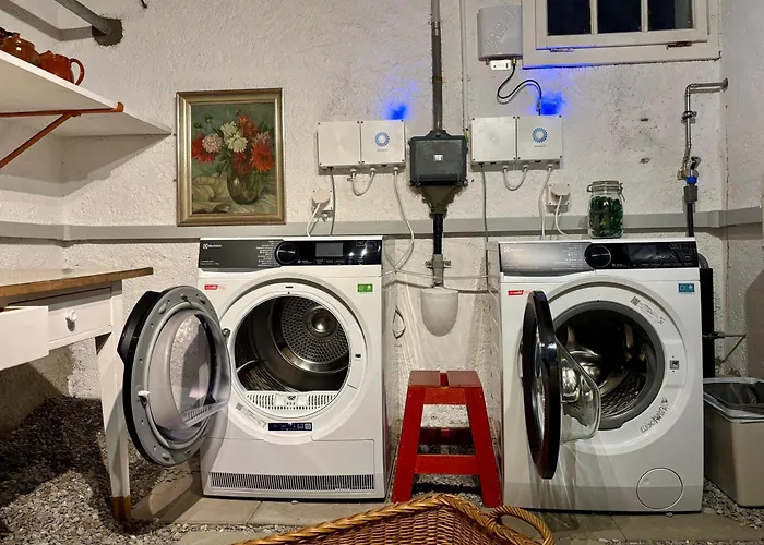 Postcard View-romantic Retreat-outdoor Dining